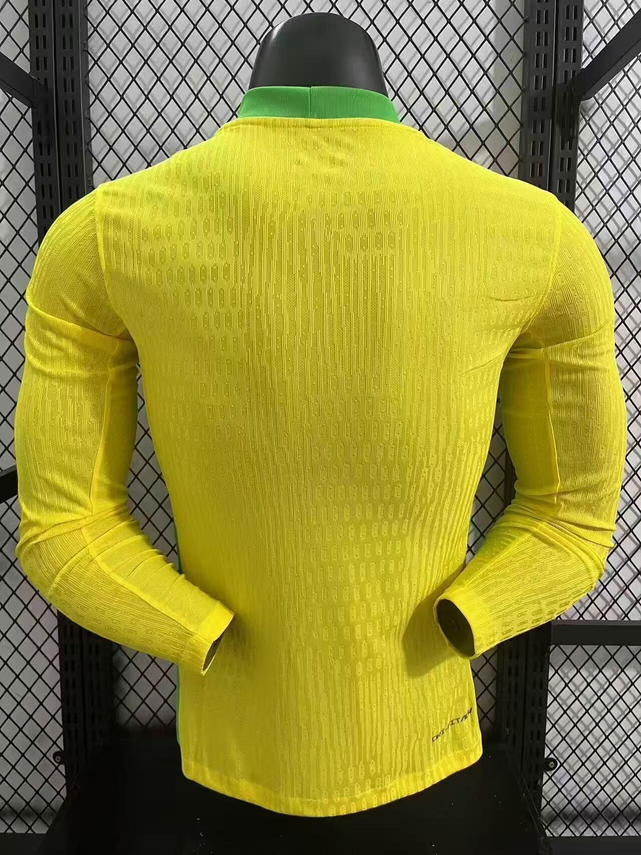 Brazil 2025/26 Authentic Player [Slim Fit] Player Long Sleeve Brasil [Slim Fit]